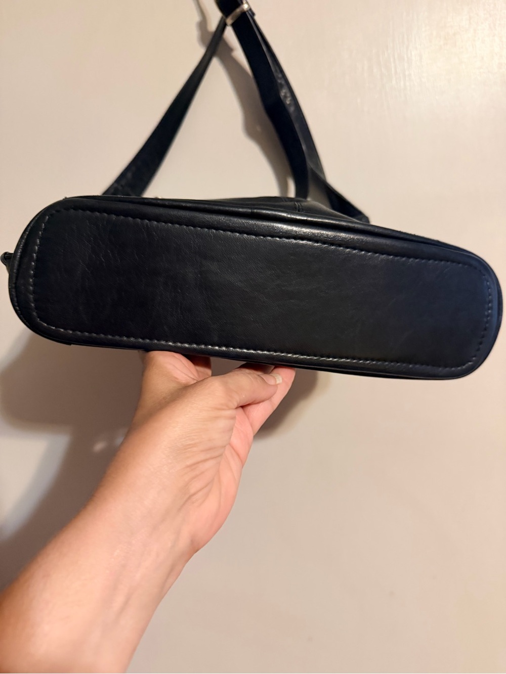 Vintage Black Genuine Leather Shoulder Bag Made in Colombia Braided Trim - Picture 8 of 15